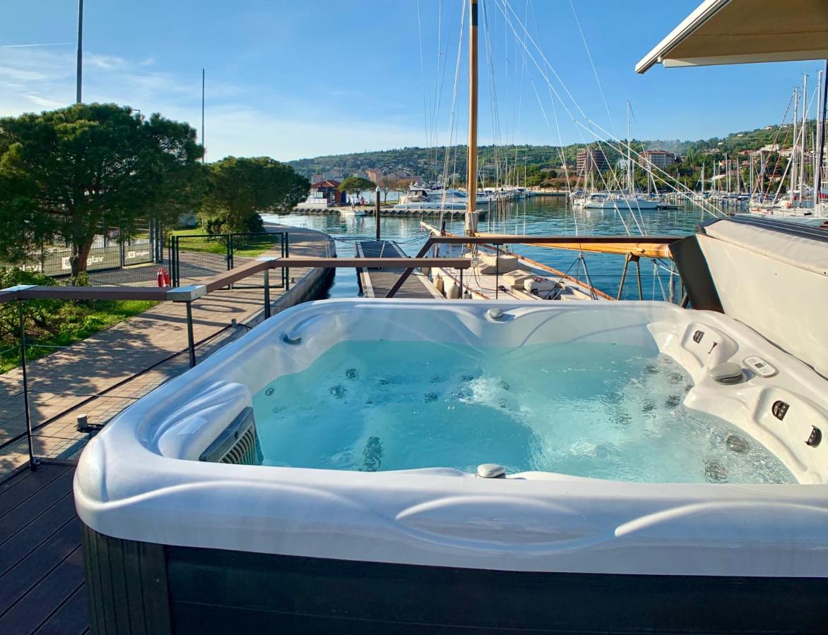 Bellavista Houseboat Apartment Portorose Extérieur photo