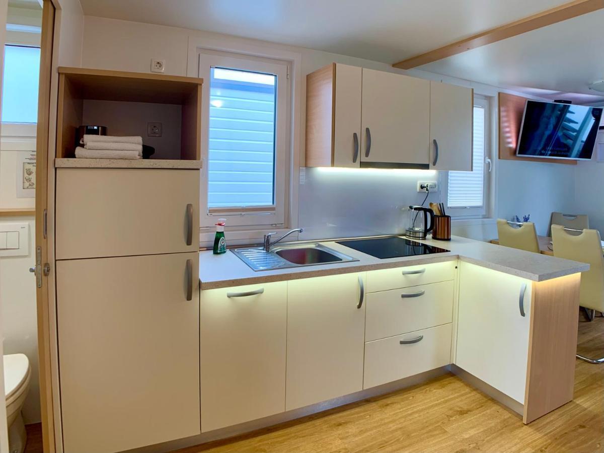 Bellavista Houseboat Apartment Portorose Extérieur photo